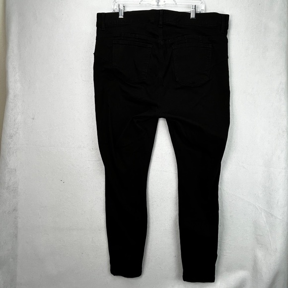 Torrid size 20R Black Jeans Bombshell Skinny Premium Stretch (687) - Picture 5 of 15